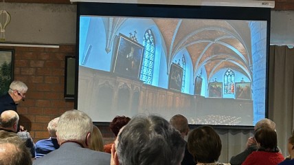 Lekker ontbijt en een boeiende lezing over de verborgen parels van het Pajottenland