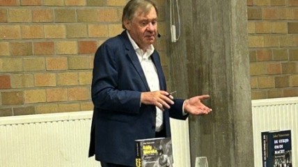 De strijd om de macht in de Belgische politiek door Johny Vansevenant